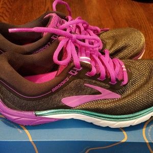 Brooks PureCadence size 7